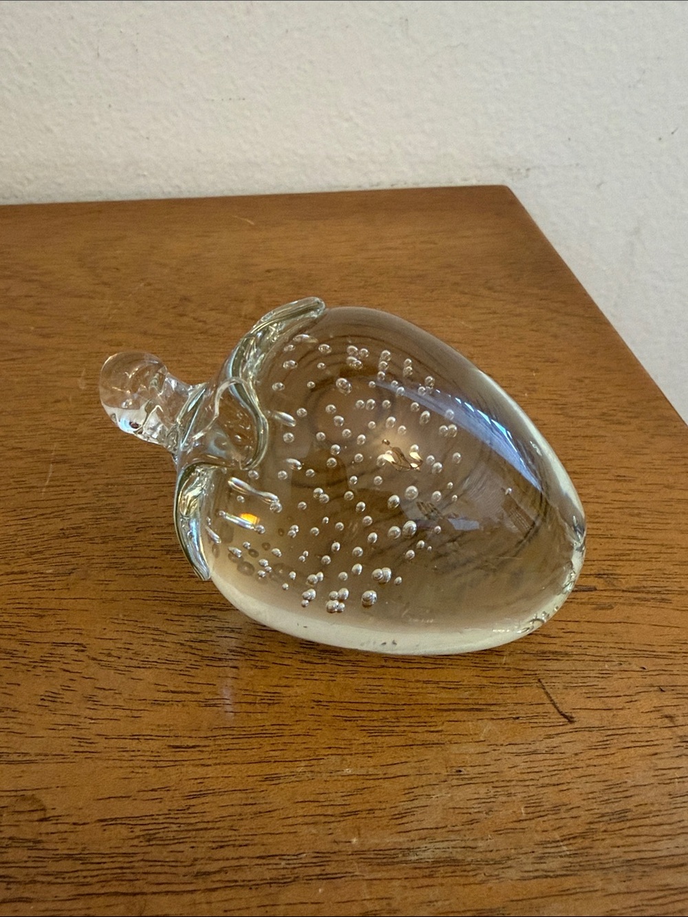 Vintage Clear Glass Strawberry Paperweight Sculpture Controlled Bubbles 3.25"